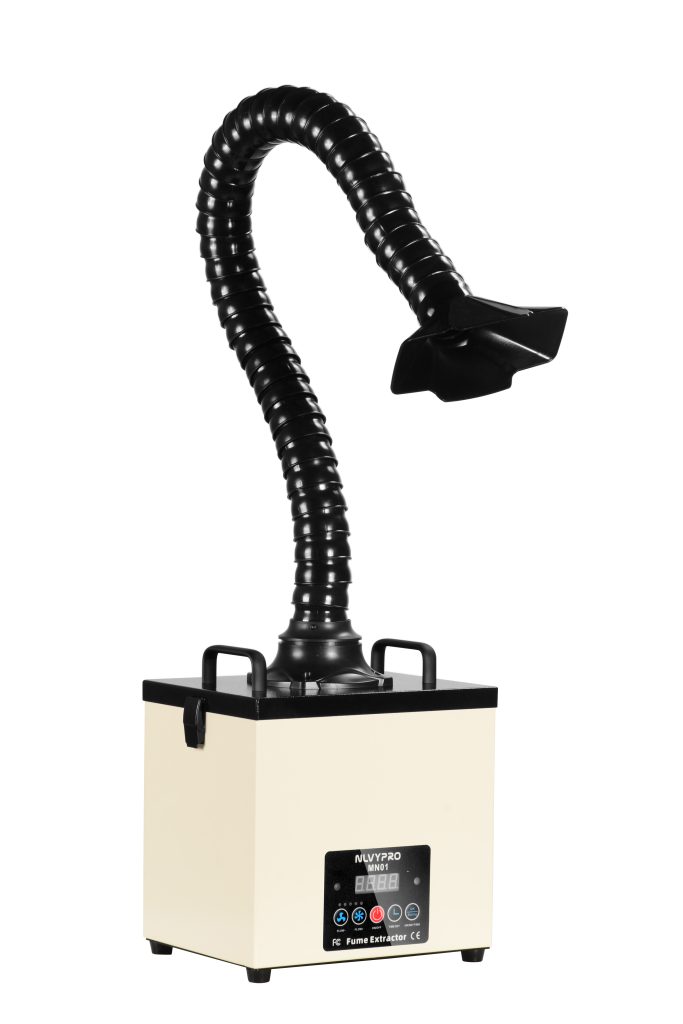 MN01 with upright extraction hose and rectangular hood